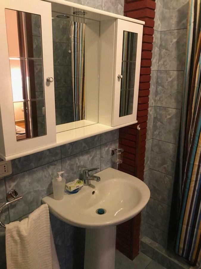 B&B Teodora Gaggi Eksteriør bilde